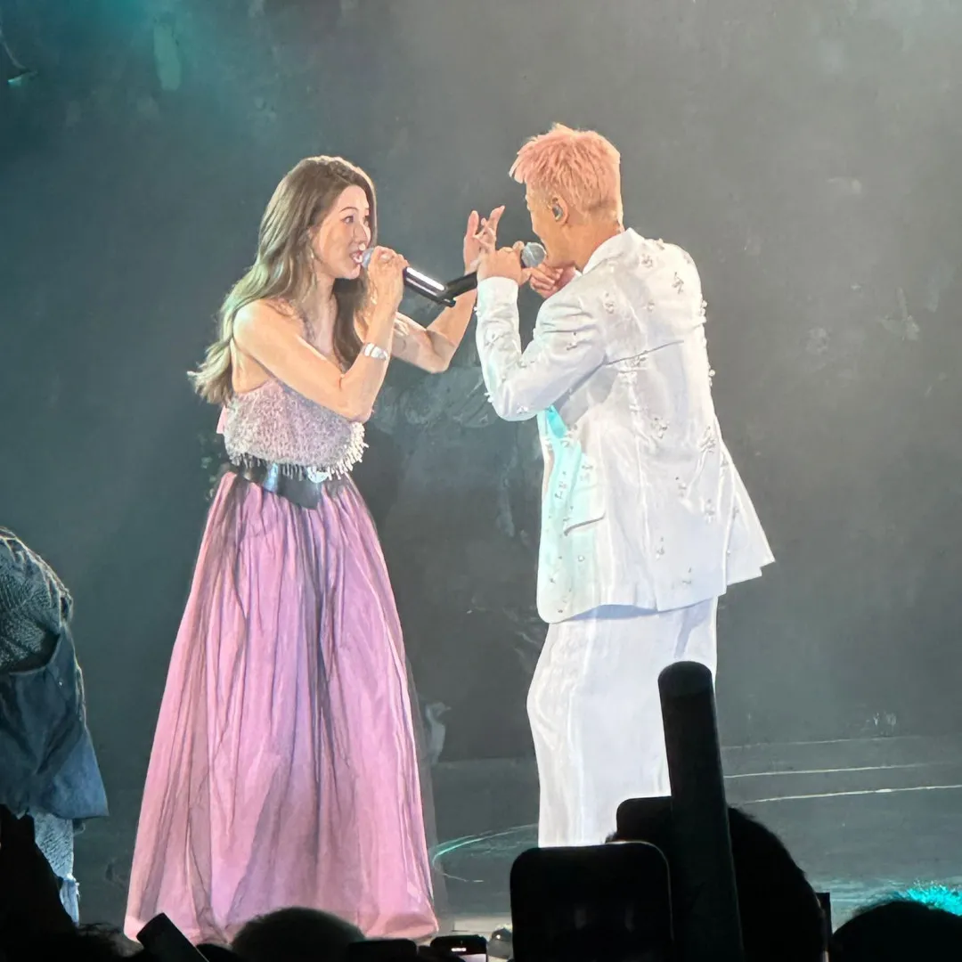 林峯紅館演唱會2025｜林峯鍾嘉欣紅館合唱《心領》超震撼！常在心、程亮經典CP世紀合體勾起無限回憶