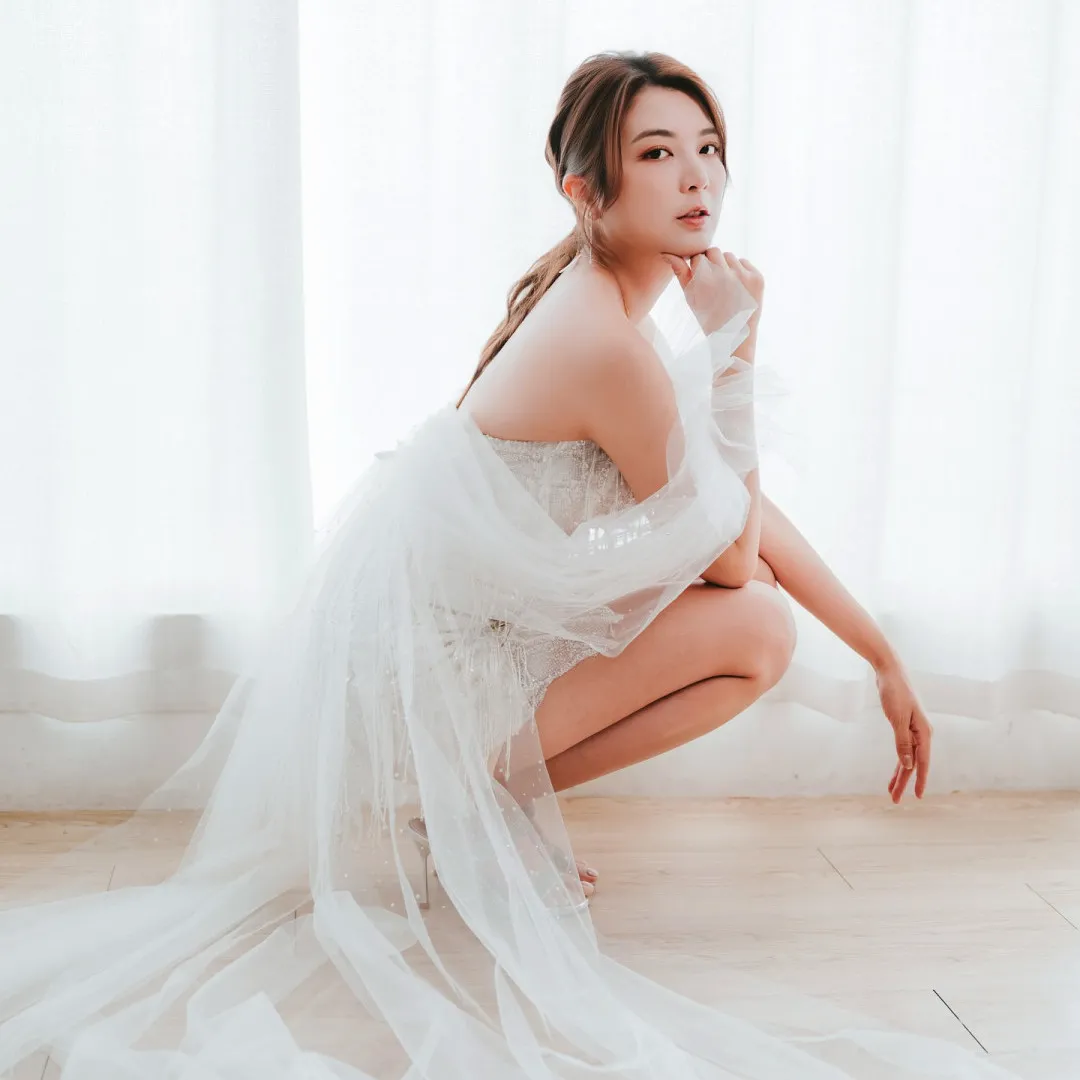 視帝老婆驚爆怪病臉頸離奇暴腫判若兩人！憔悴素顏照曝光自揭病因未明急停工！