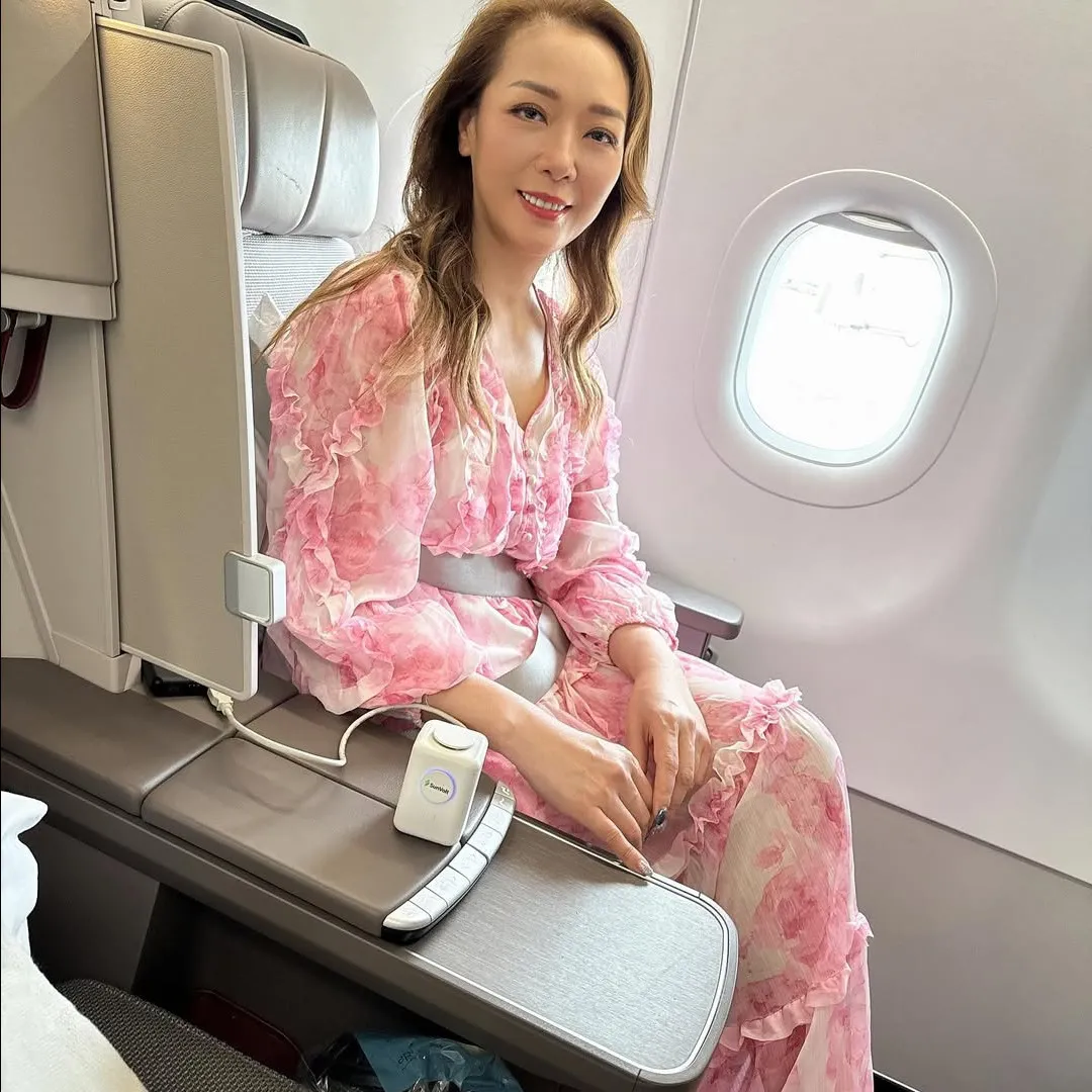 55歲女藝人郭少芸去泰國品嘗200萬「甜品」？！豪花近3千萬連掃5樓盤獲封圈中樓后！