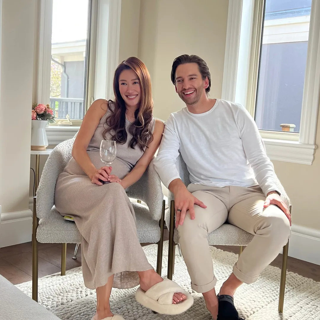 謝婷婷挺9個月巨肚大搞產前派對！罕晒一家四口全家福囡囡正面樣曝光