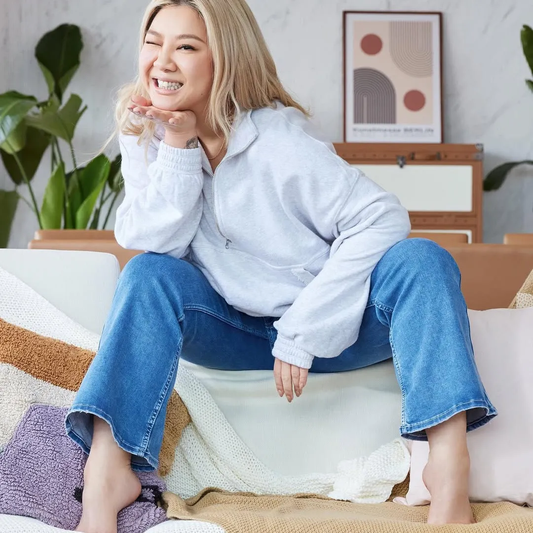 欣宜受傷後首次露面！頸部傷痕引熱議！曾傳誕下兒子？！