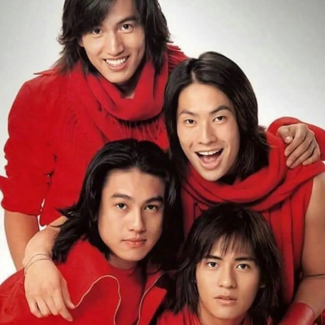 F4相隔12年後合體唱《流星雨》五月天密謀兩年才成事！網民感嘆杉菜不在