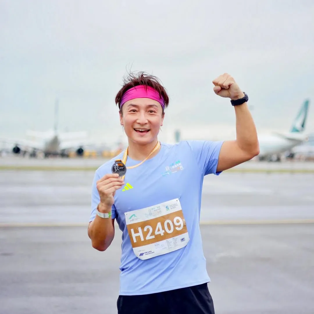 方力申晒超聲波相驚喜公布BB性別 竟當眾高呼難以接受：「冇可能！」