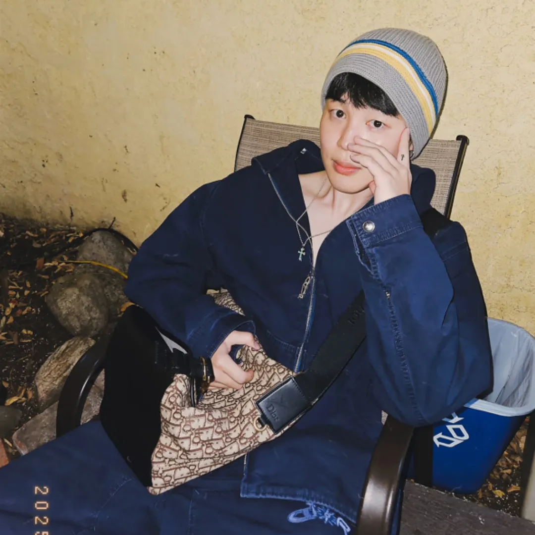 BTS Jimin承認與宋多恩戀情惹兩極評價？！女方曾獨自承受網絡暴力被批處理緋聞失當