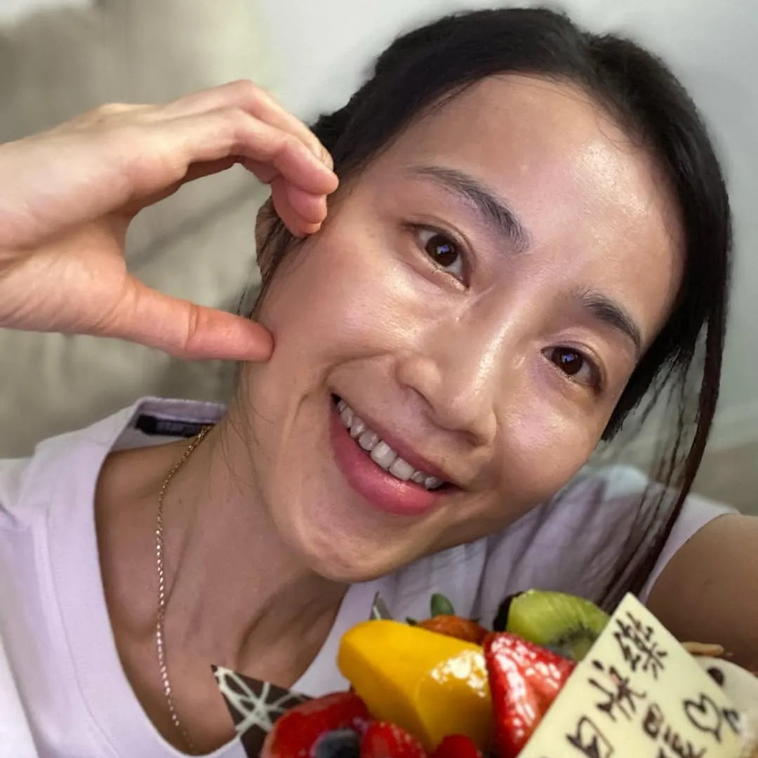 前港姐冠軍譚小環移民後暴瘦顏值大跌Watt？！曾大爆加拿大開餐廳辛酸直言樣樣一腳踢！