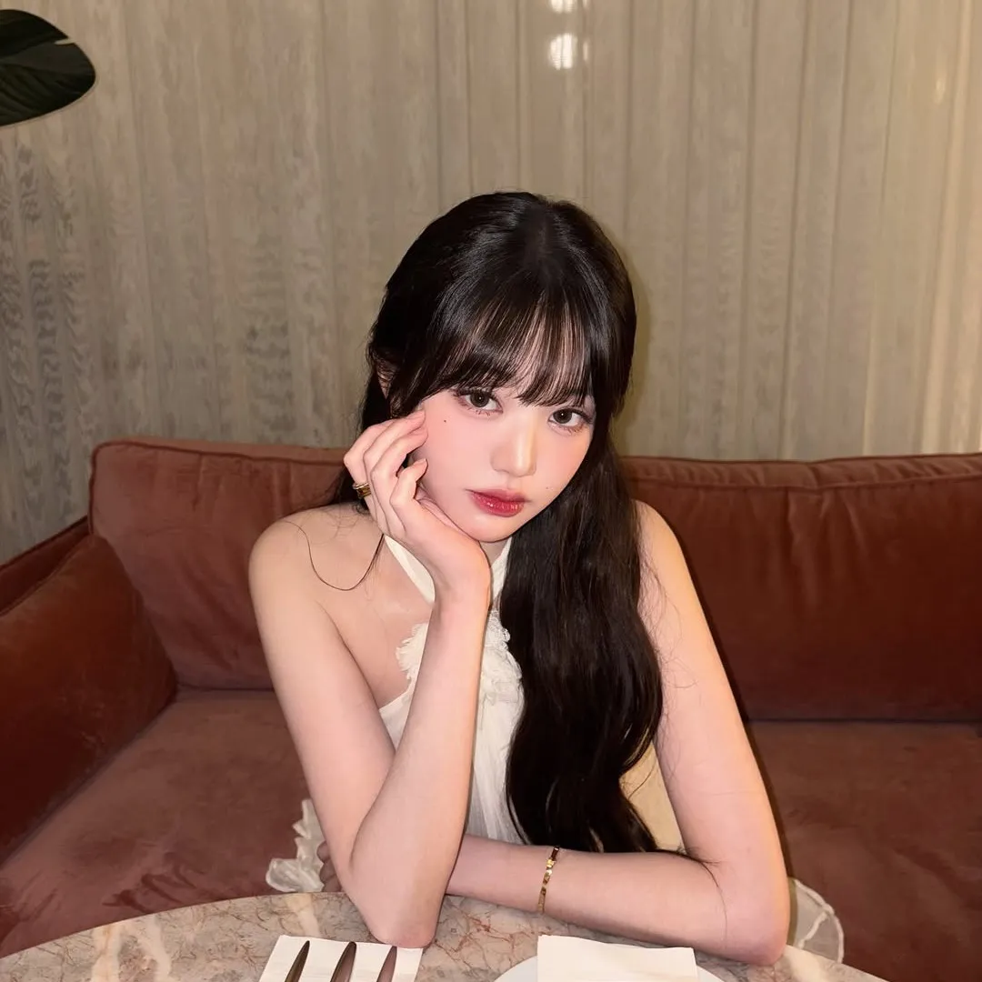 張員瑛21歲生日獲粉絲送近300萬禮物！2卡鑽石項鍊、名牌鞋履服飾奢華程度令人咋舌！