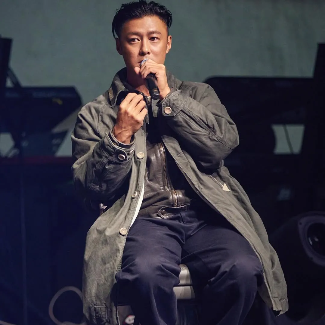 43歲余文樂罕有被野生捕獲曝光真面目 曾被指顏值崩壞！型男變大叔