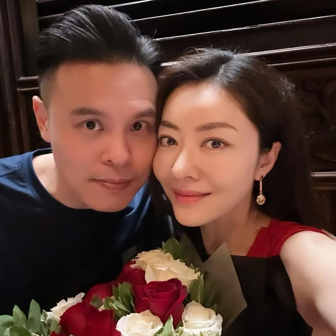 熊黛林親揭結婚11年懷孕成名辛酸史！自爆倒追百億老公成功嫁入豪門！