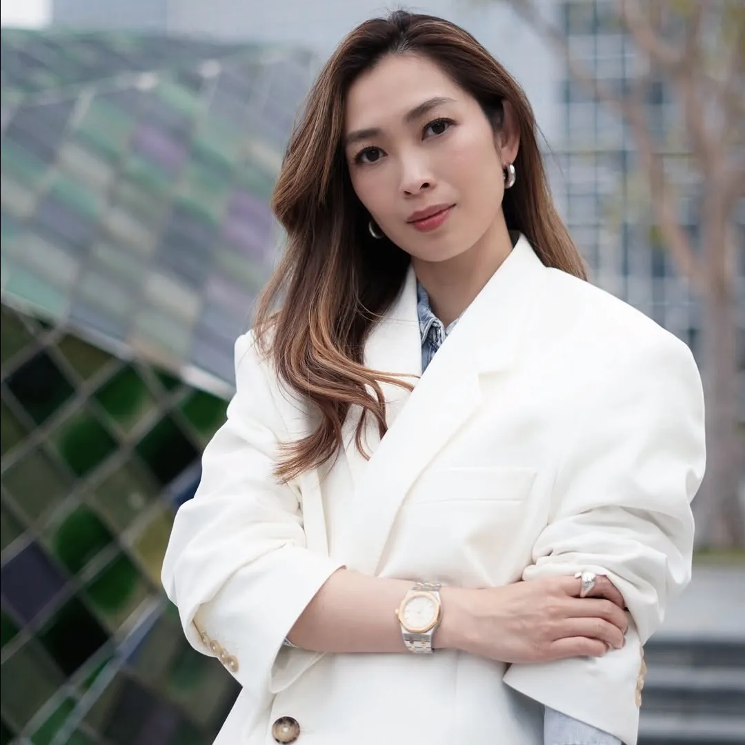 前華姐冠軍宋熙年為妹妹大搞奢華海外婚前派對！兩姊妹氣質出眾展現驚人美貌！