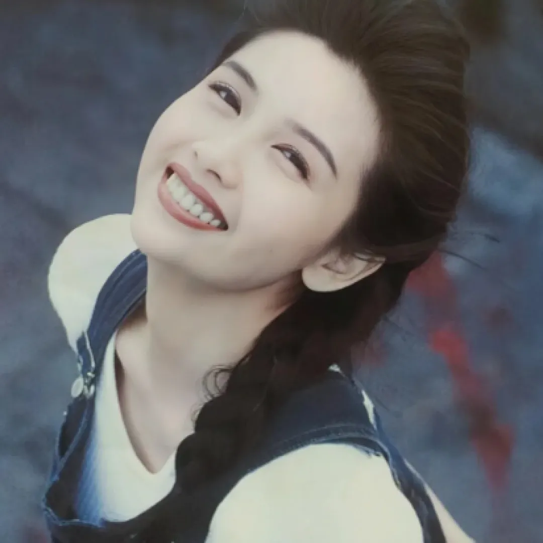 57歲性感女神邱淑貞素顏現身風釆依然！手上逾10萬名錶意外成焦點！