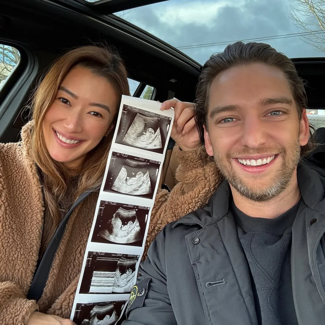 謝婷婷產後極速修身狀態更勝從前！首晒一家四口溫馨合照！囝囝可愛長相曝光！