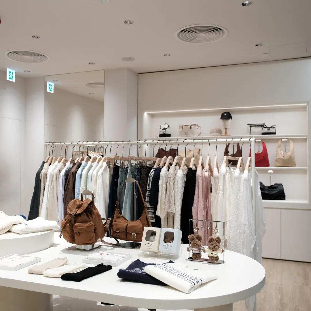 韓國小眾品牌depound正式進駐海港城！全新秋冬系列華麗登場！開幕期間享9折優惠！