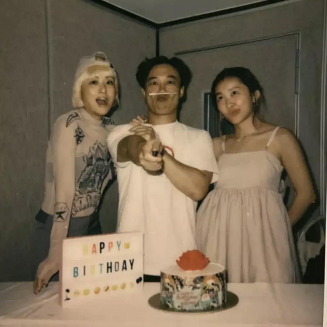 陳奕迅女兒陳康堤21歲生日混血男友甜晒合照慶祝！一句話隔空放閃冧女友！揭交往一年早已入屋！