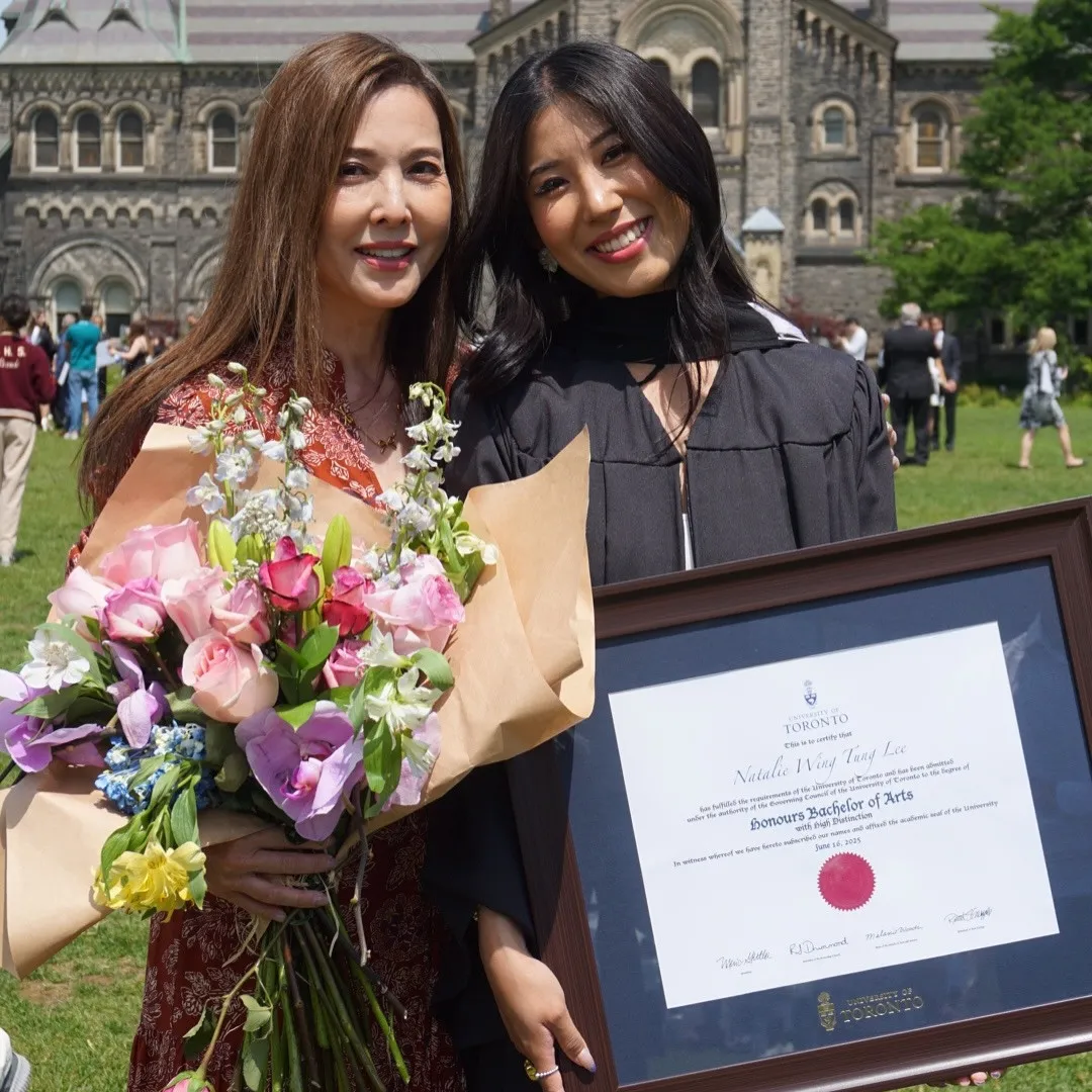 22歲「最索星二代」突晒與外國型男親密合照！加心心Emoji疑高調宣布戀情！