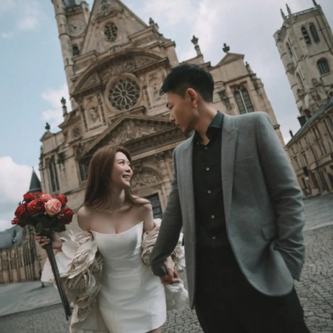 曾樂彤結婚｜前英皇小花披褂后甜嫁音樂才子新郎爆喊示愛！阿Sa操刀婚前派對豪請10多人！