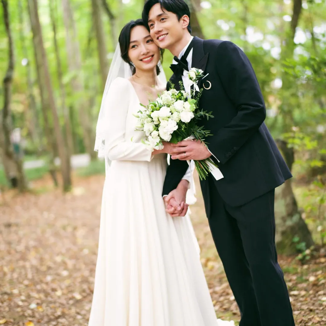 劉俊謙蔡思韵結婚丨劉俊謙蔡思韵宣佈喜訊日本低調完婚 IG晒婚紗照：我們結婚了！