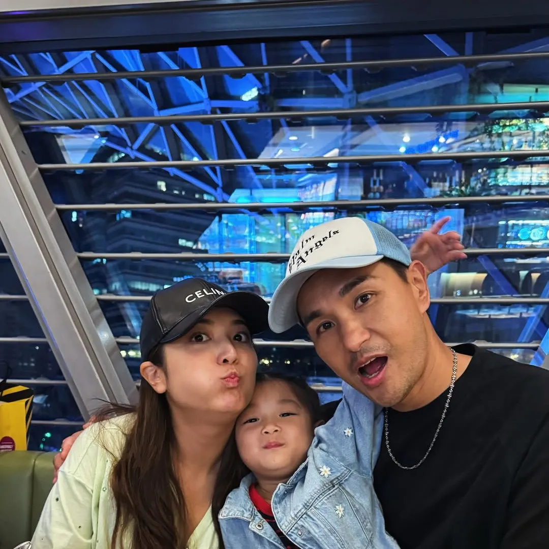 視帝陳展鵬與太太單文柔打架相曝光 結婚7週年拳館擂台上大打出手震驚網民！