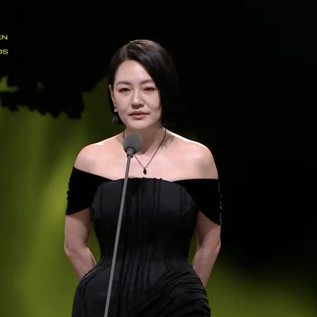 金鐘獎小S直言：沒有你的生活很辛苦！與蔡康永合體重現《康熙》經典哽咽獻唱悼念大S！