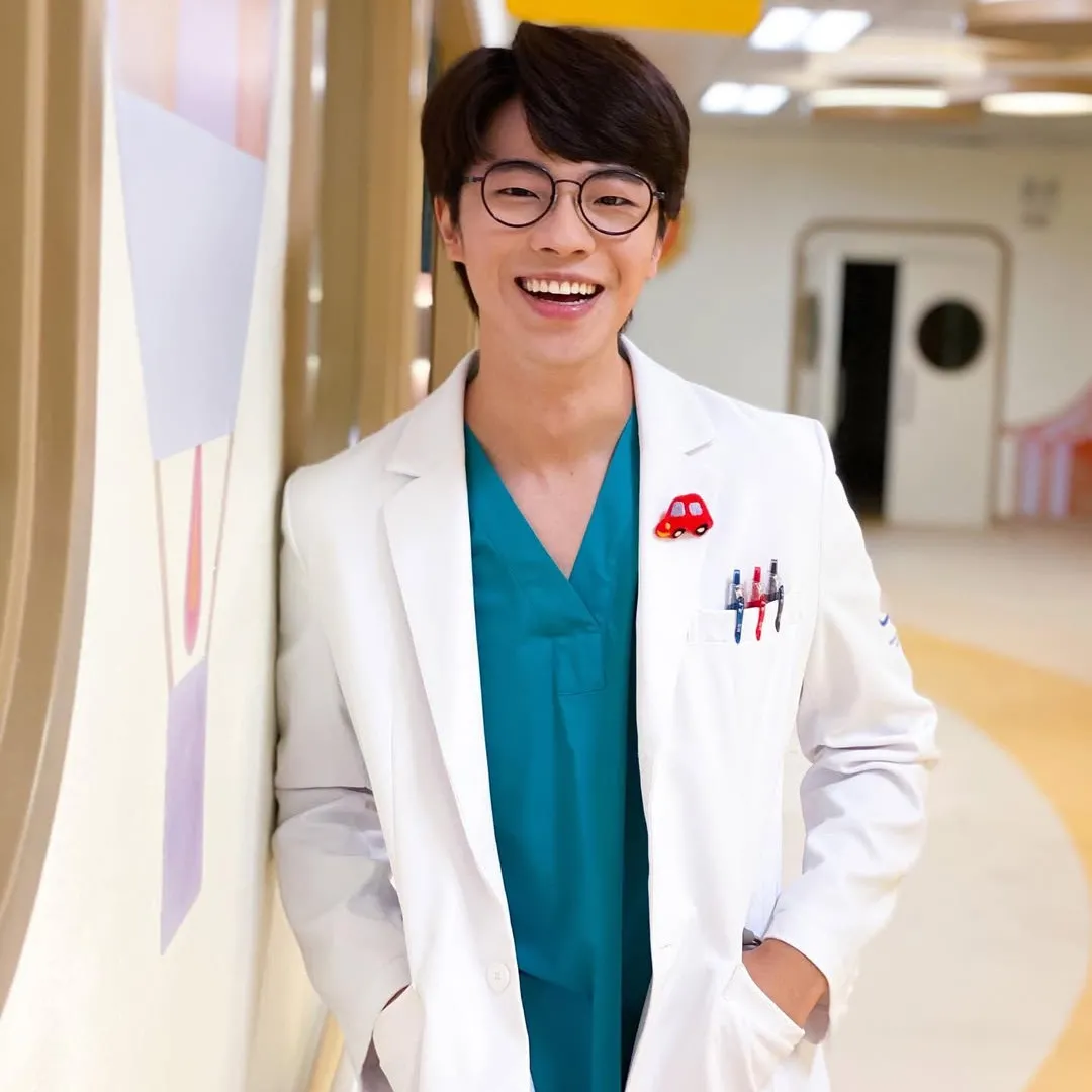 TVB力捧小生林正峰唔拍劇見工另覓出路？！為生計身兼多職每日捱足18小時！