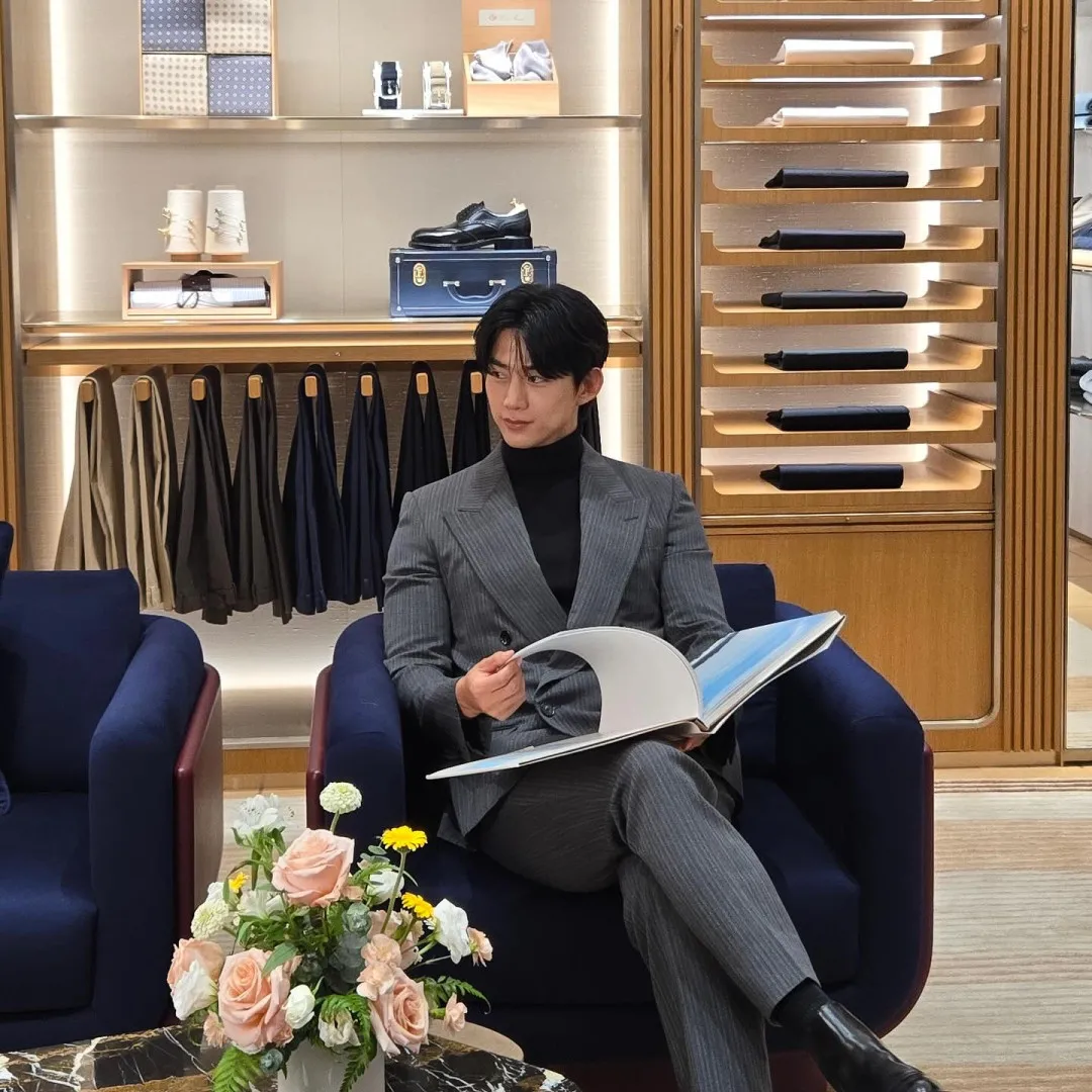 2PM玉澤演宣布結婚！去年傳巴黎跪地送閃爆鑽戒求婚？親證明年春天完婚！