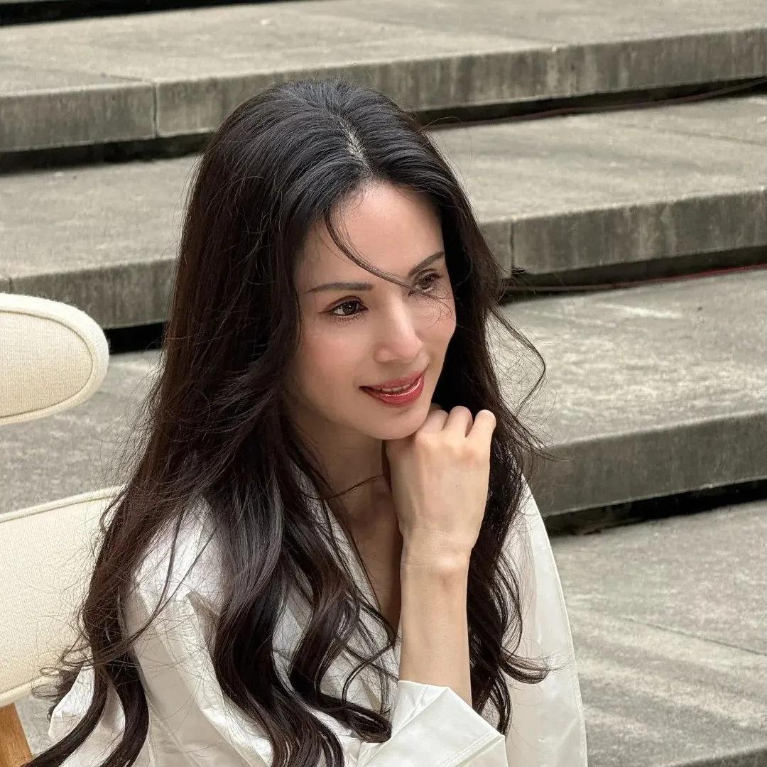 李若彤拍片重提抑鬱往事一度哽咽落淚！自爆多次起輕生念頭！曾半夜去墳場流連？！