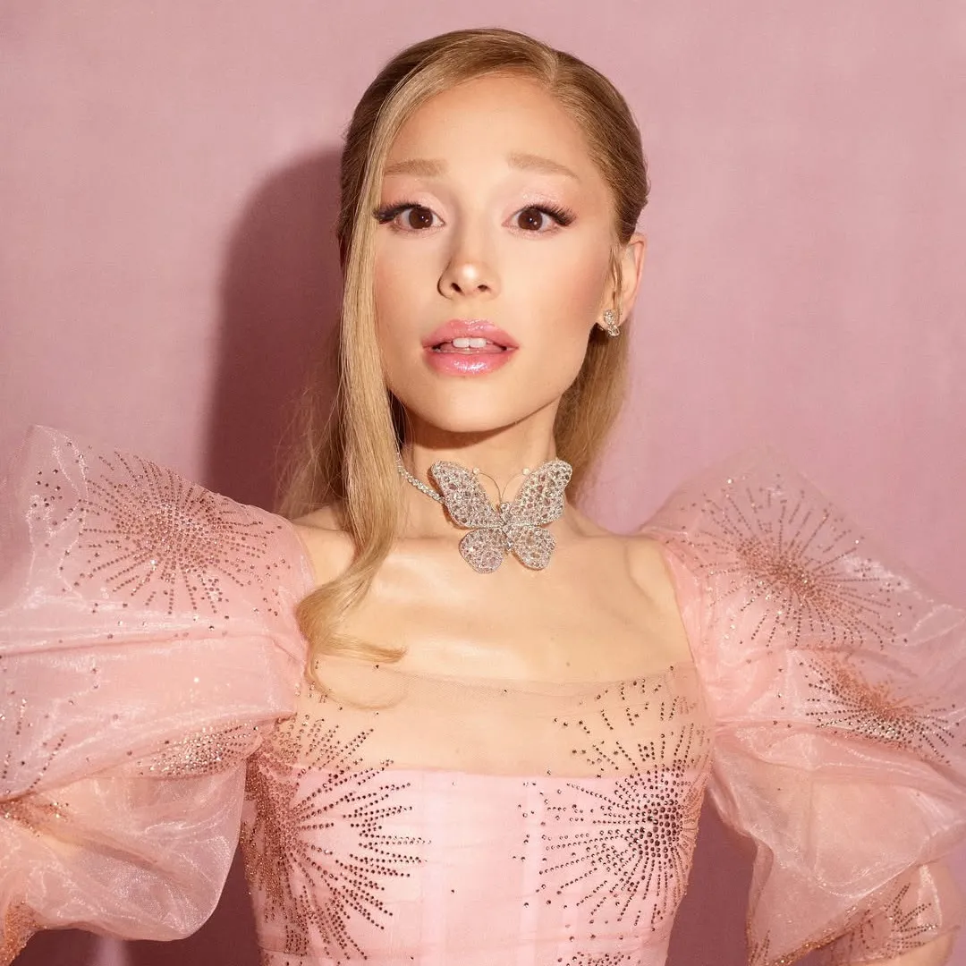 Ariana Grande首映禮被狂迷襲擊騷擾！同行Cynthia挺身制止！楊紫瓊上前安撫！