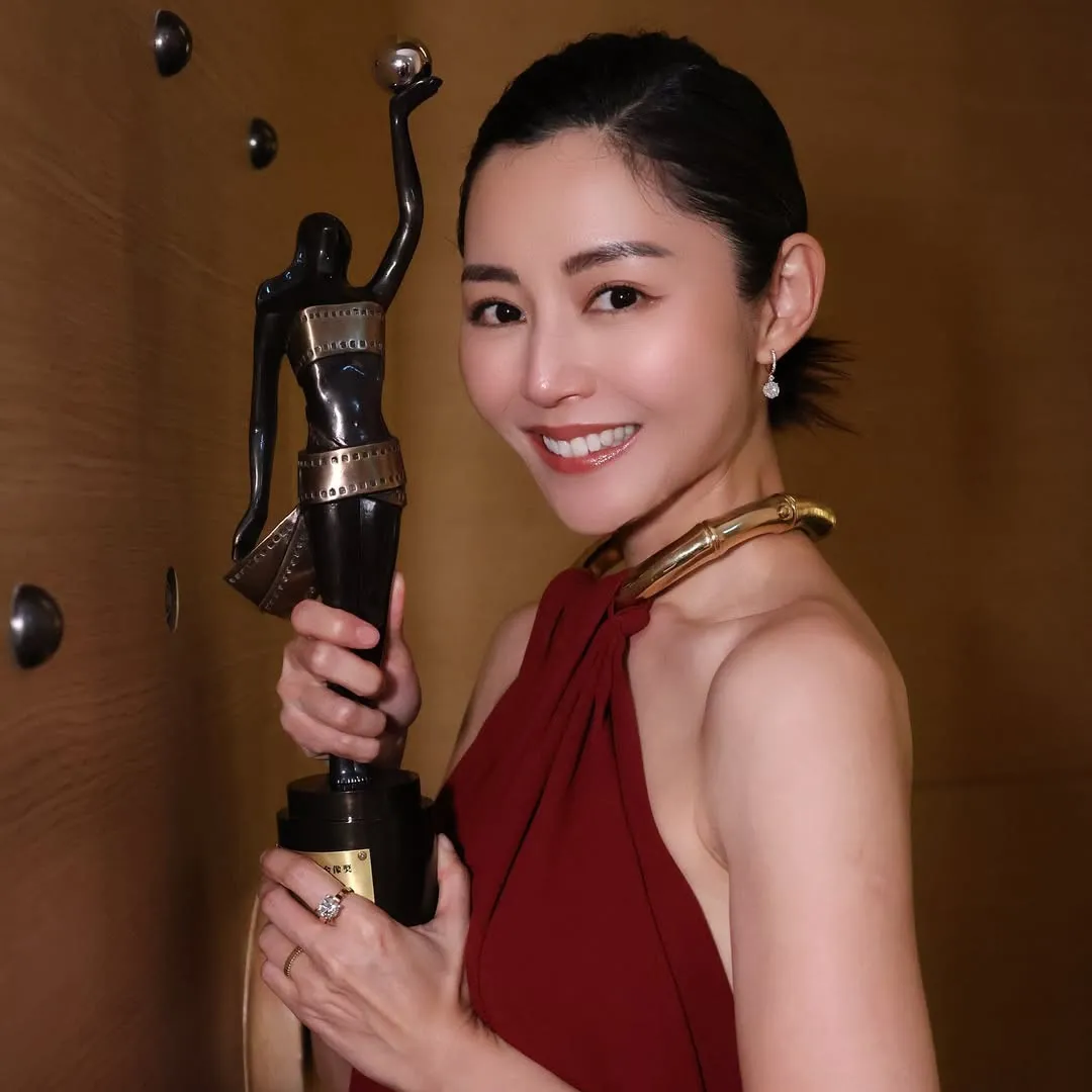 衛詩雅婚後因一事被嫌棄壓力爆棚？大爆直男老公缺儀式感慶生「零驚喜」！