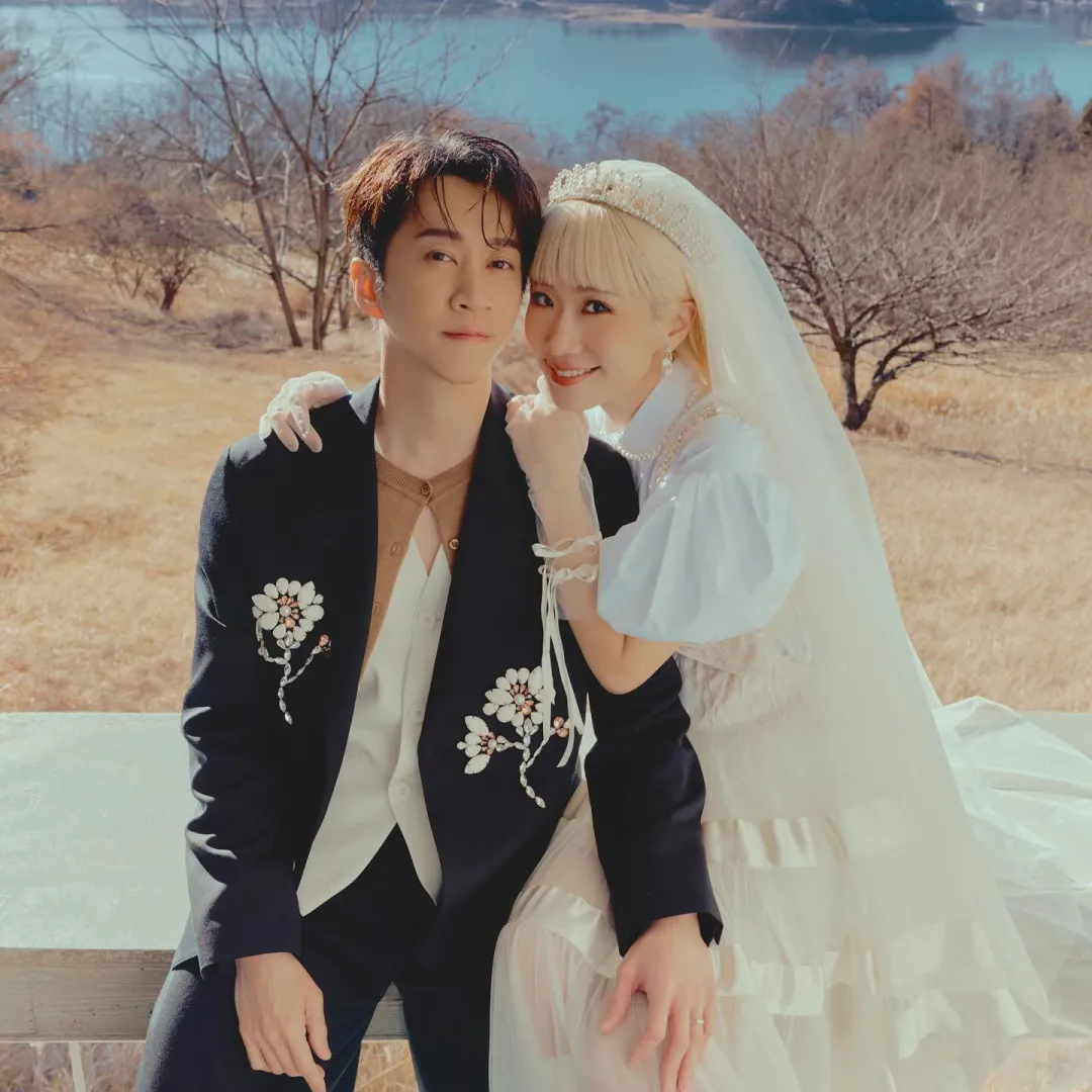 陳漢典、Lulu曬絕美富士山婚照曝光婚期！感性發文：我會一直站在妳身邊！