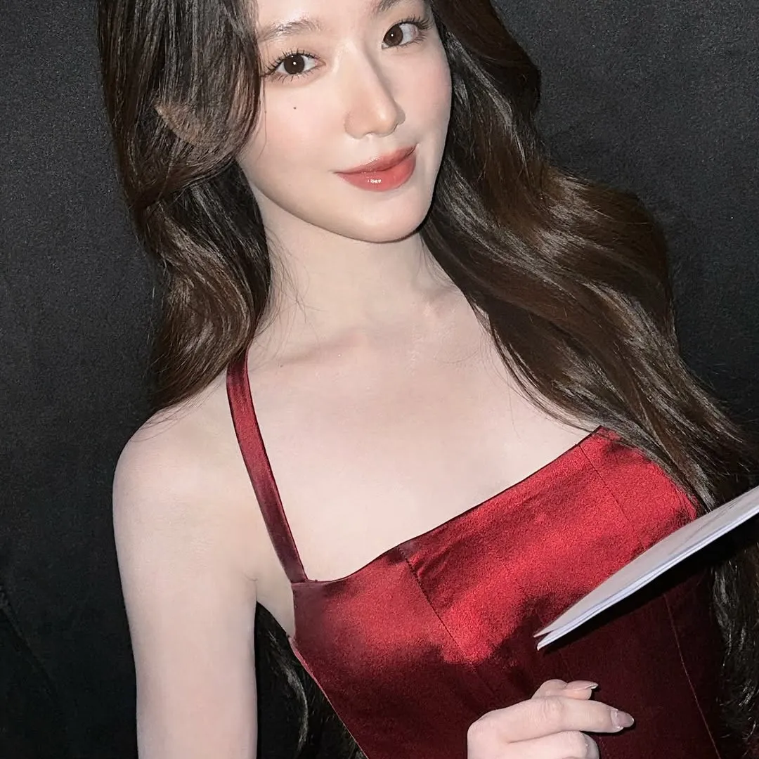 I-DLE舒華金髮造型回歸驚現臉頰凹陷！26歲滿臉皺紋！網民震驚：以為楊紫瓊！