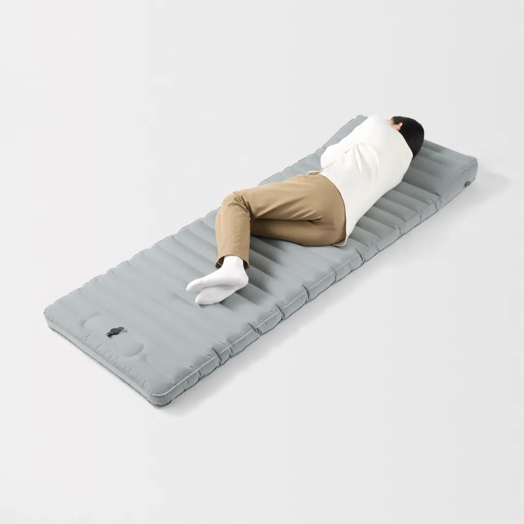 日本MUJI限定「腳踏充氣床墊」！輕踩即充氣、自帶枕頭！不怕家裡沒客房/露營也可精緻！