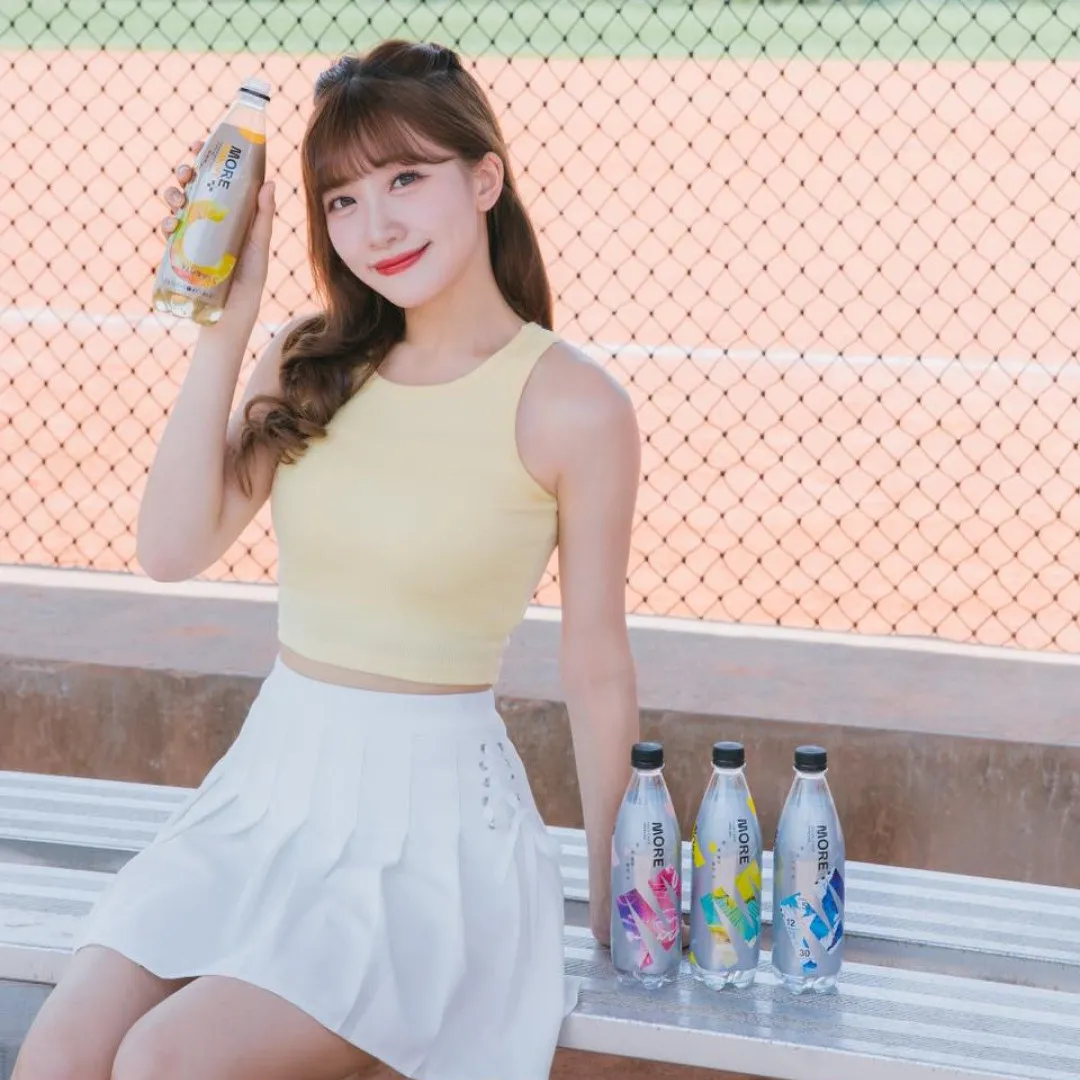 前TVB童星冼迪琦低胸上陣玩轉「男友視角」！俯身晒深溝畫面衝擊視覺！