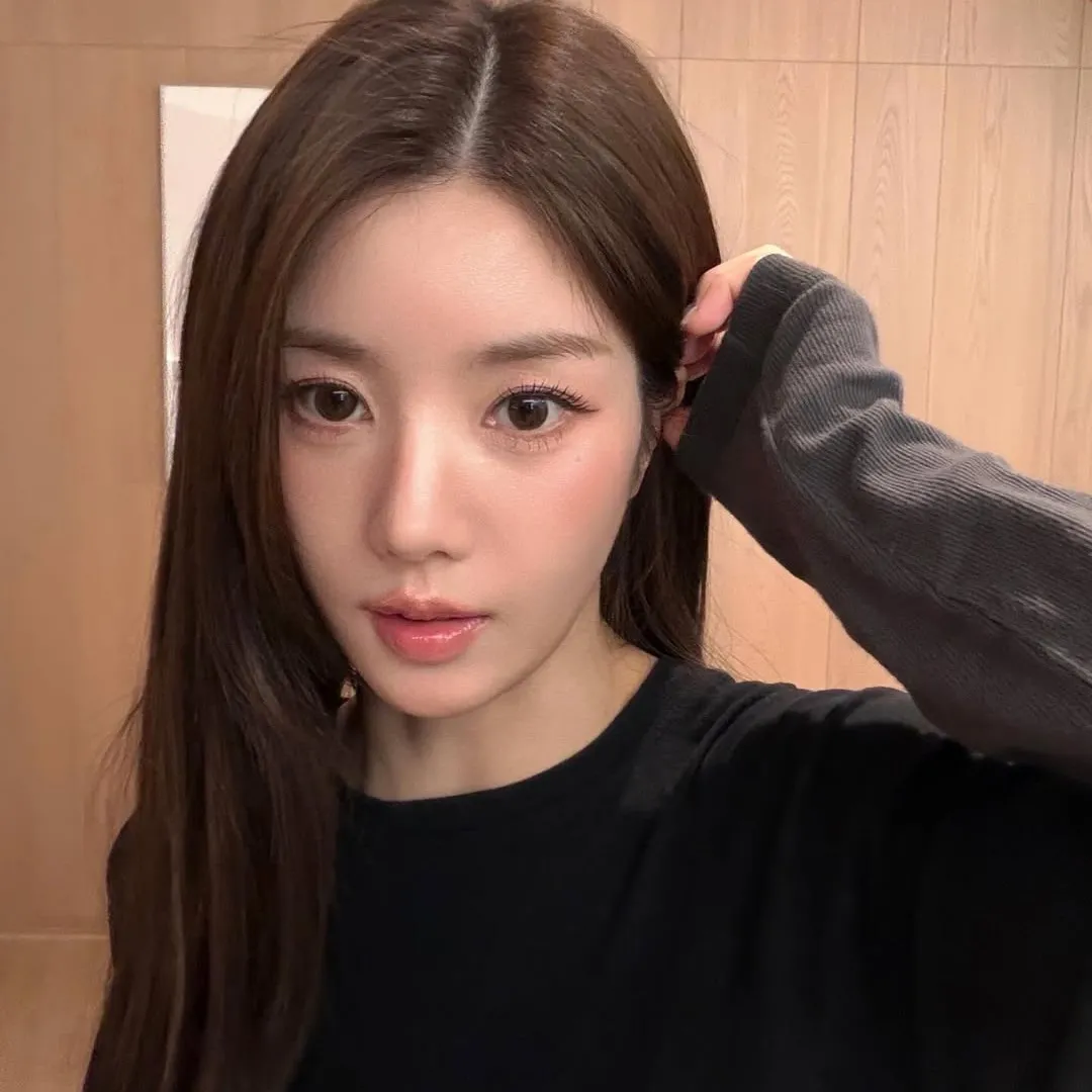 權恩妃挑戰非洲之巔驚爆臉部嚴重灼傷！慘況曝光險毁容令人擔憂！