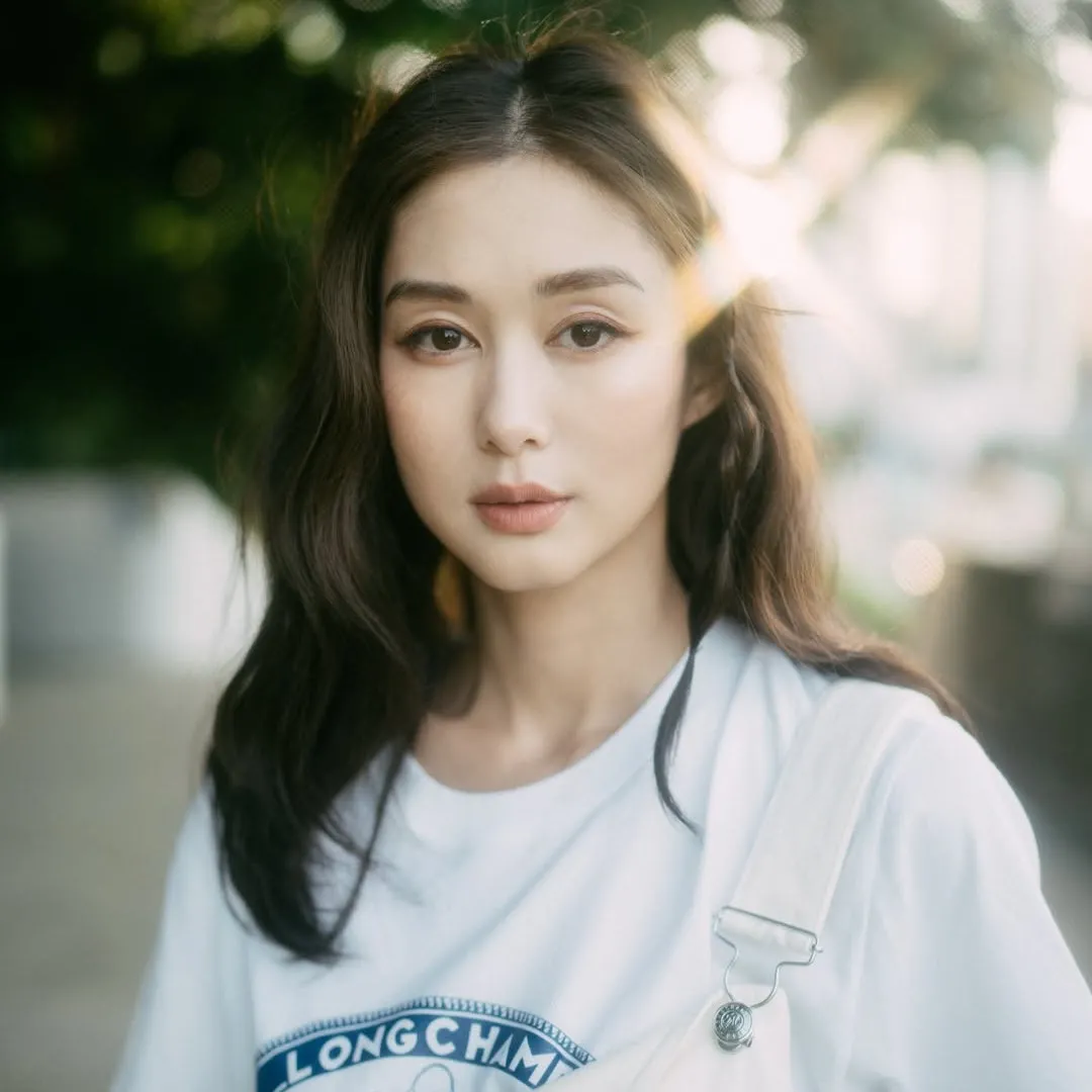 岑麗香瘋狂做運動搣甩「肥師奶」標籤！狀態重回巔峰晒V臉fit爆身材！