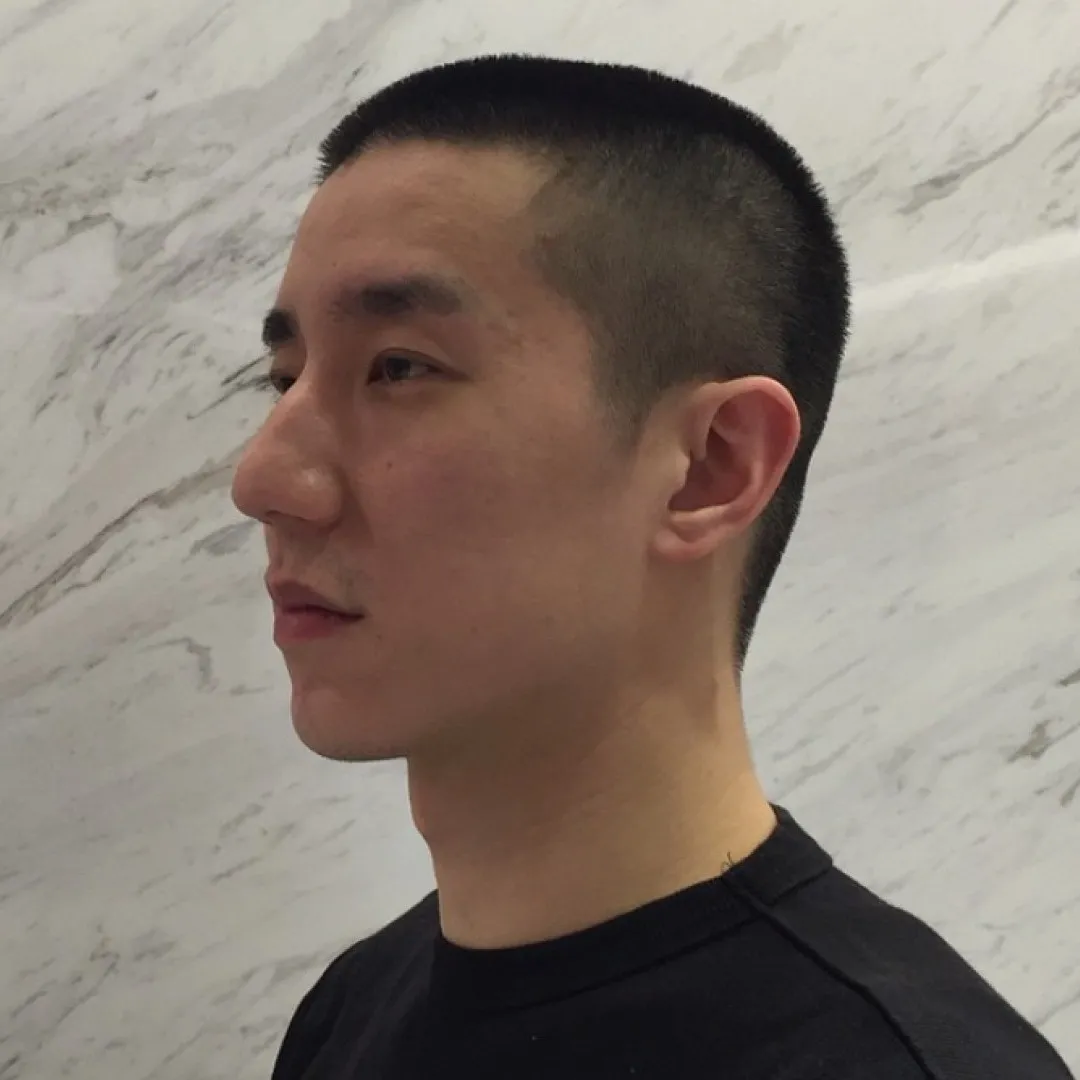 房祖名左手戴婚戒惹「秘婚」疑雲！傳撻著細11年女星！送500萬豪宅視對方為結婚對象！