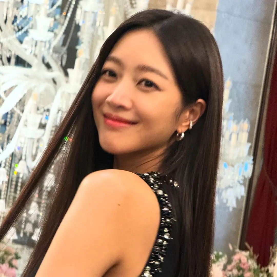 34歲曹寶兒順利「卸貨」一索得男！宣佈產後強勢復出破息影傳聞！