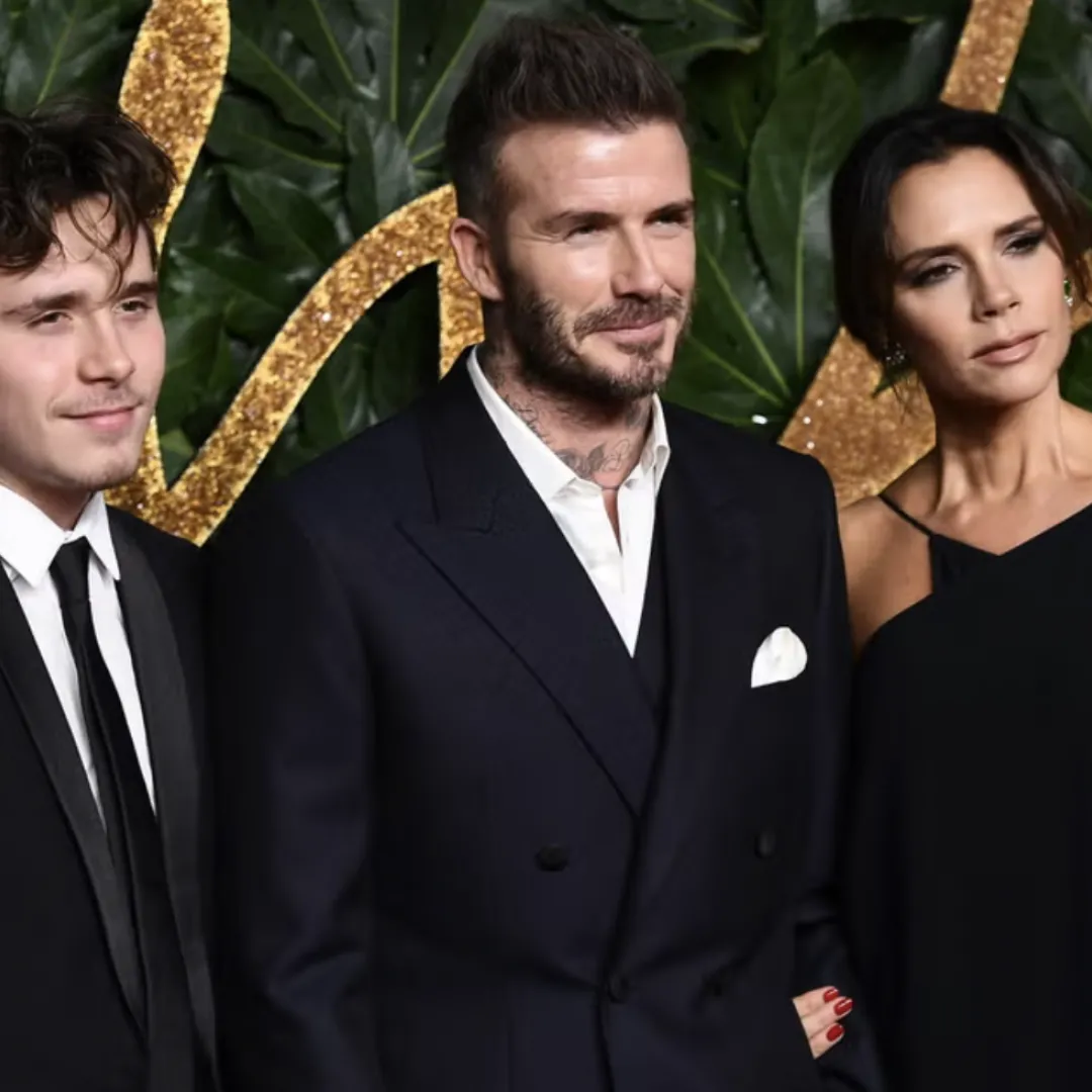 碧咸家族貼舊照慶祝Brooklyn生日！大仔「零回應」企硬割席！網民狠批：令人窒息的愛！