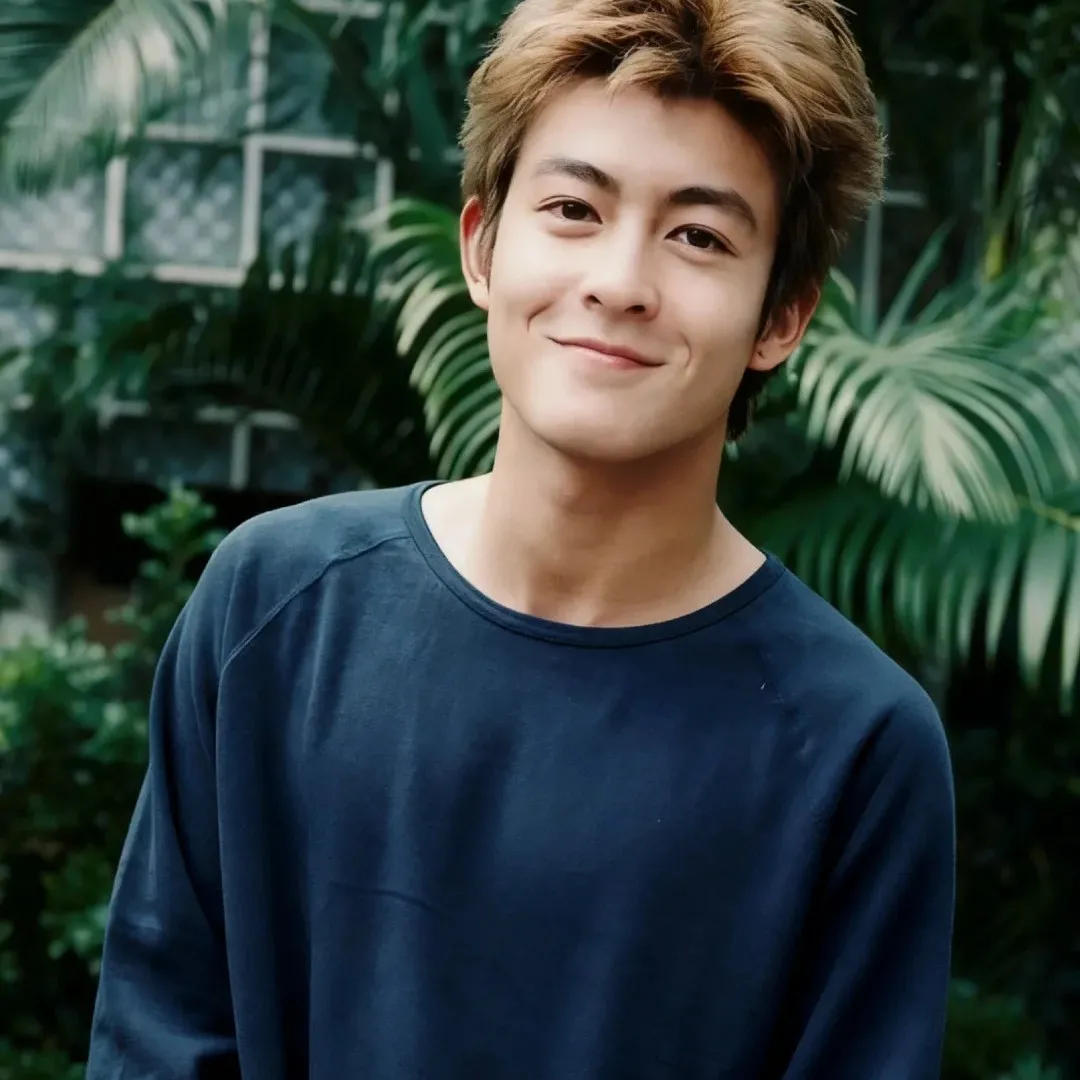 45歲陳冠希近照被批老態崩壞？！白髮鬍鬚造型生圖曝光真實狀態震驚網民