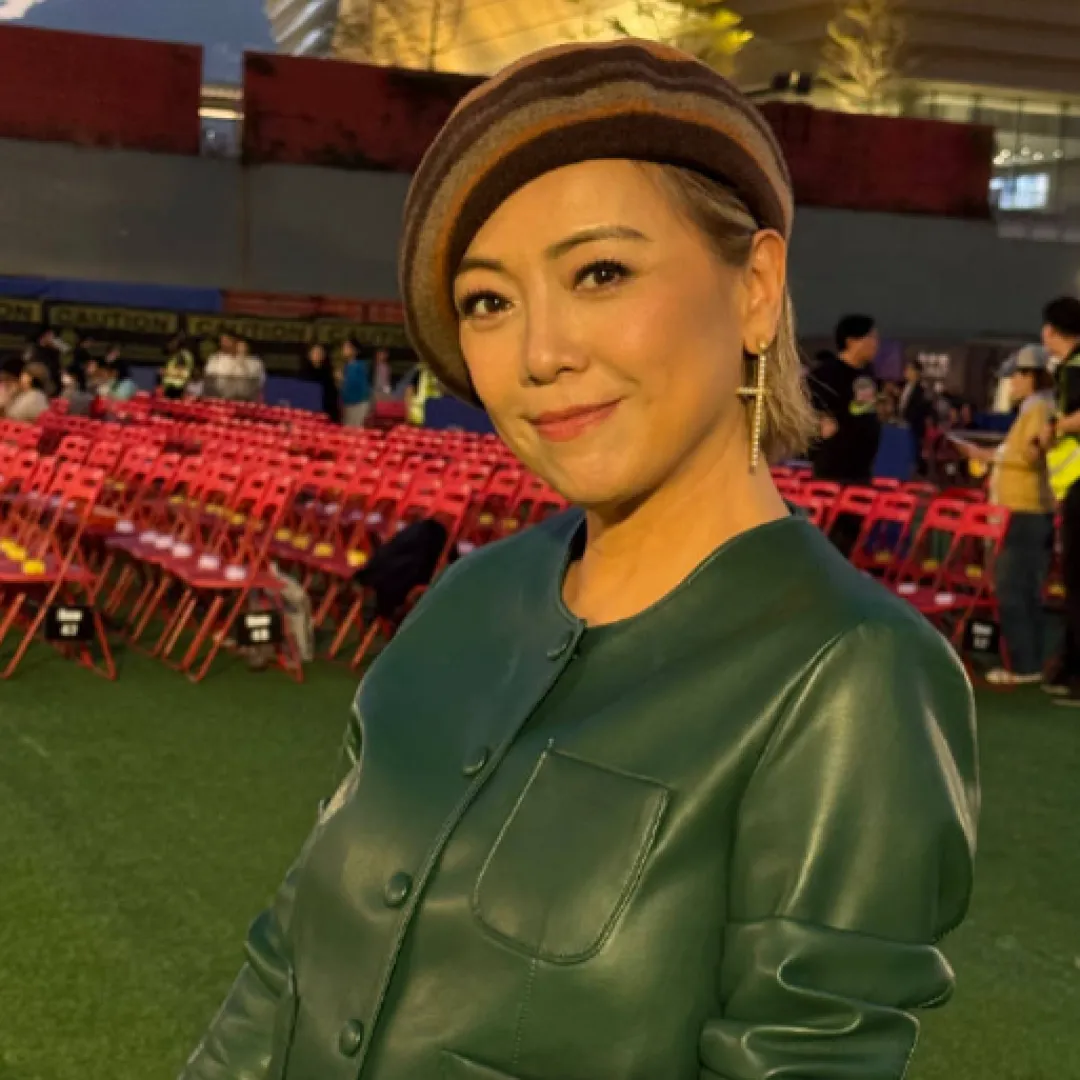 兩屆視后鄧萃雯自爆入行辛酸史！曾窮到每月淨千五蚊！為生存不眠不休工作！