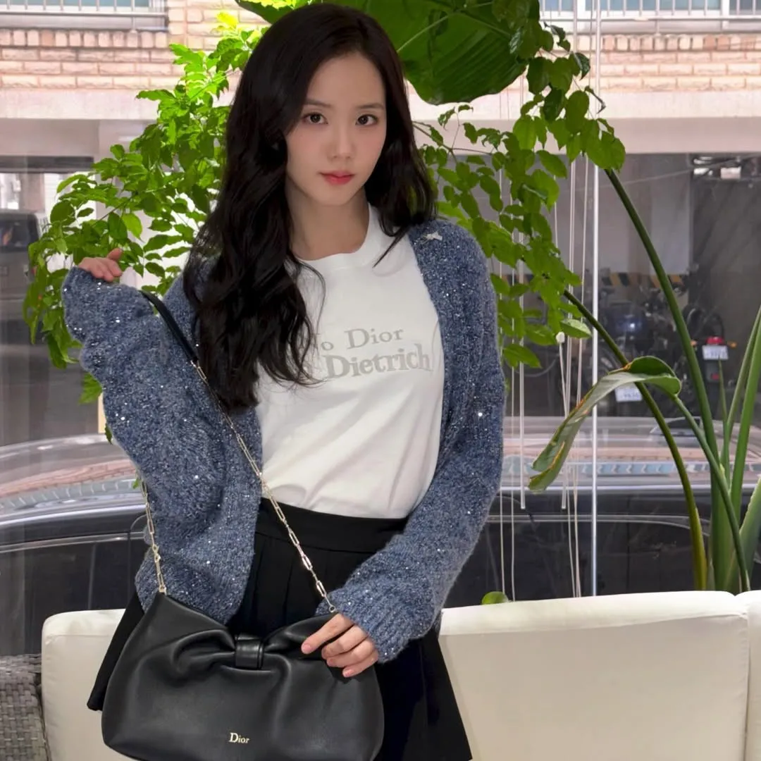 BLACKPINK Jisoo豪花逾10萬慰勞員工！每人一個Dior手袋！網民：仲請唔請人？