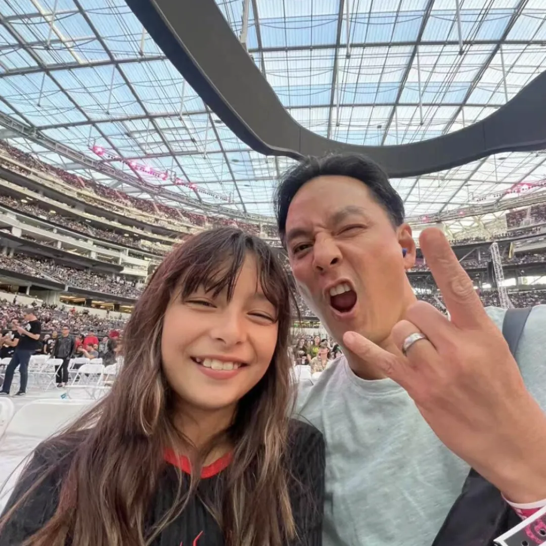 吳彥祖13歲愛女撞樣Lisa？！ 近照獲網民大讚神似BLACKPINK！