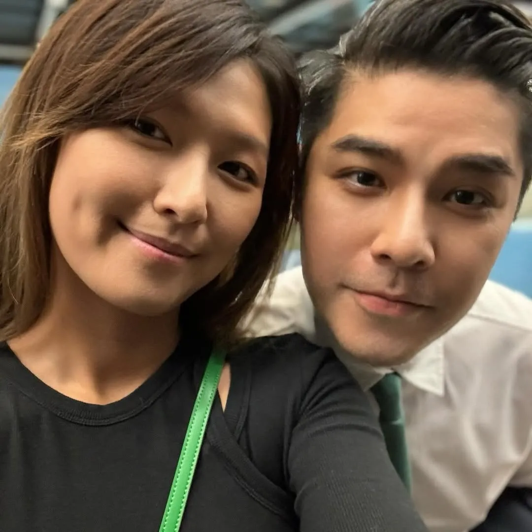 姜文杰宣佈榮升人父8磅重愛女平安出世！秦沛榮升爺爺扮鬼臉𠱁孫表情超幸福！