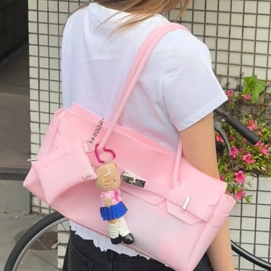 韓國潮牌Deinet爆紅手袋獲封「平價版愛馬仕Shoulder Birkin」！不用1千即入手半透明果凍色手袋！