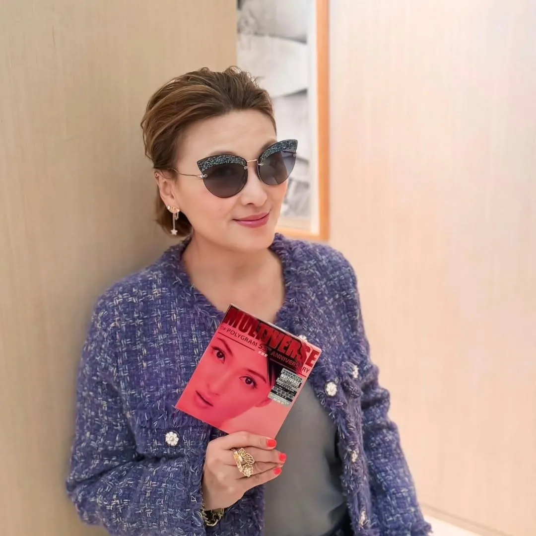 55歲李蕙敏突然「清空」社交平台夫妻合照！13年婚姻疑亮紅燈？！與同性密友夜店互動親暱惹揣測！
