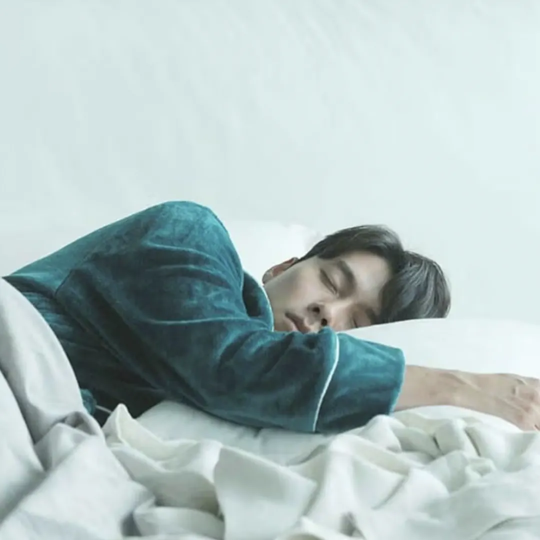 日本爆紅「愛麗絲睡眠法」！簡單6步10分鐘極速入睡！網民實測大讚：助眠魔法！