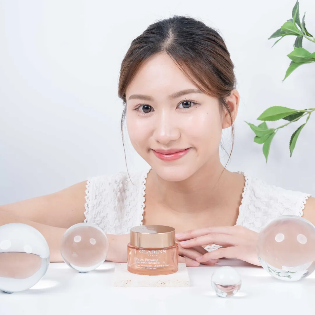 美編試用報告｜大推 CLARINS Extra-Firming #彈簧霜！嶄新膠原管理學：1星期更彈潤+飽滿+緊緻