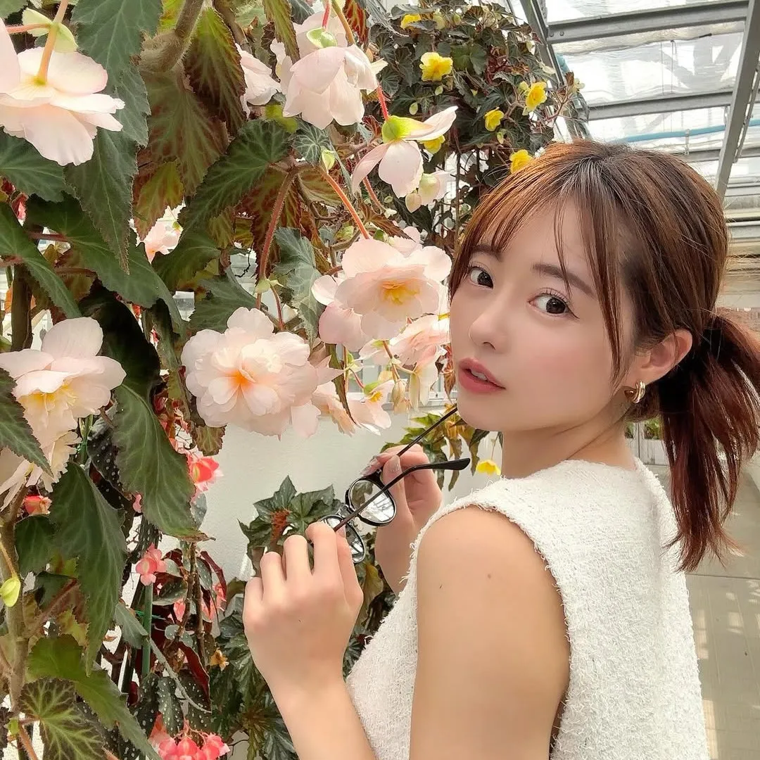 29歲前女團成員森香穗突然宣布結婚兼有喜！ 驗孕棒報喜被批低俗！本尊一句正面反擊！