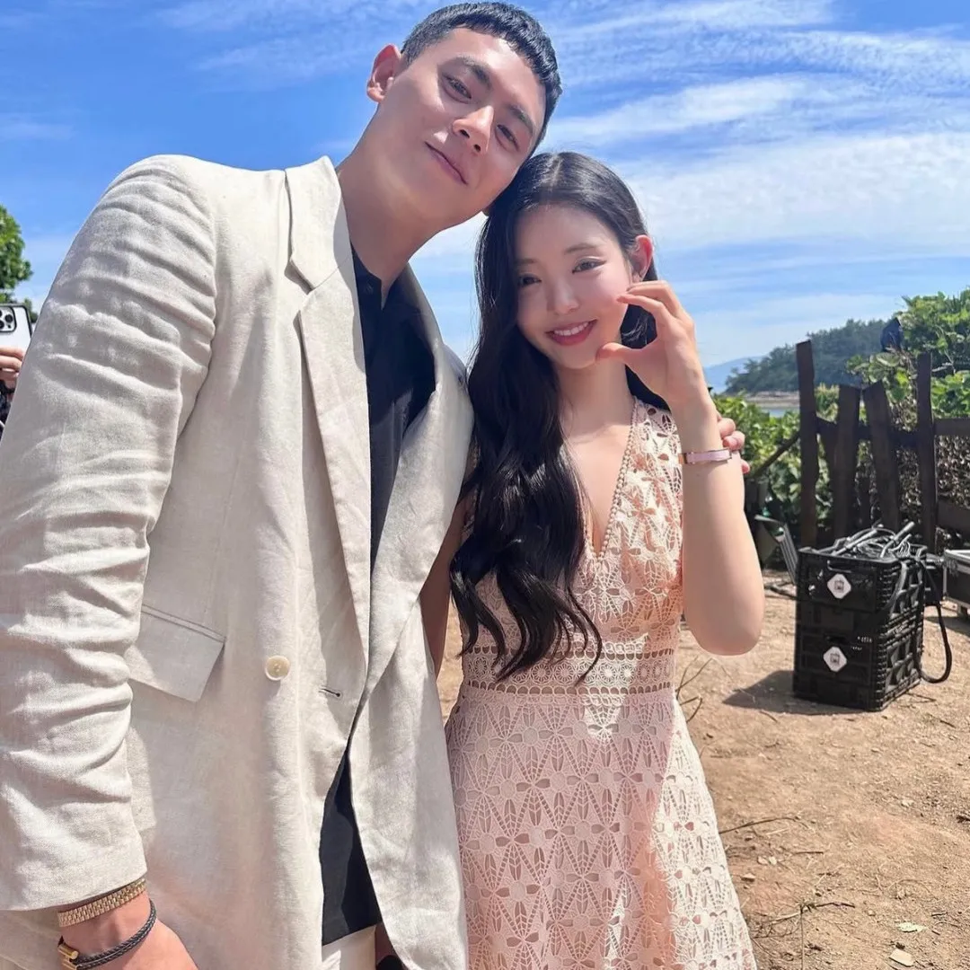 《單身即地獄3》李官熙突晒甜蜜合照認愛劉恃蘟！網民驚呼：完全意料之外的組合！ 