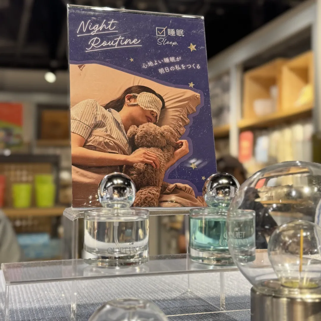3COINS全新推出助眠枕頭噴霧！2款療癒香氣！噴完放鬆身心睡個好覺！