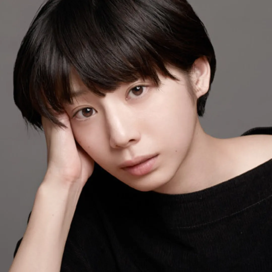 夏帆跳過認愛步驟突然宣佈做人妻！情定才子導演！網民：郎才女貌！