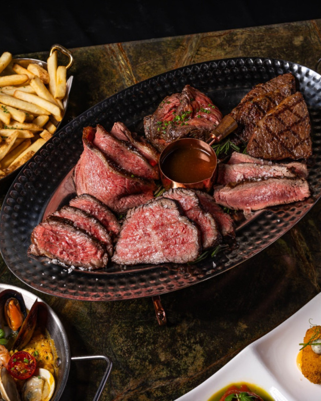 The Grill Room旺角新店！任食和牛只需$298起：盡享日本A4薩摩和牛/美國SRF